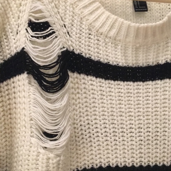 Cozy oversized sweater - Picture 2 of 4